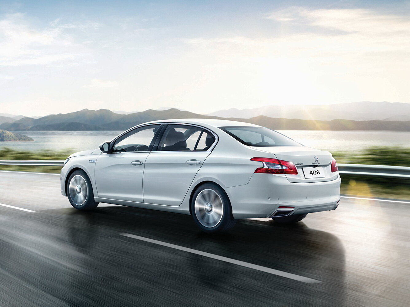 Peugeot 408, II, 2014–2018, Седан: Вид сзади в три четверти