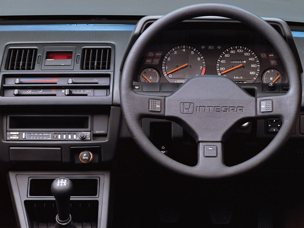 Honda Integra, I, 1985–1989, Hatchback 3 door: Dashboard