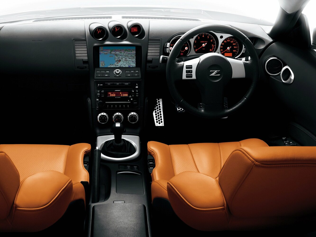 Nissan Fairlady Z, V (Z33), 2002–2008, Coupe: Front cabin
