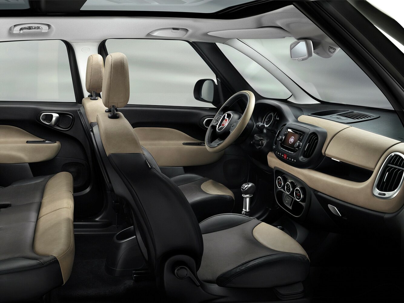 Fiat 500L, I, 2012–2017, Компактвэн Living: Передняя часть салона