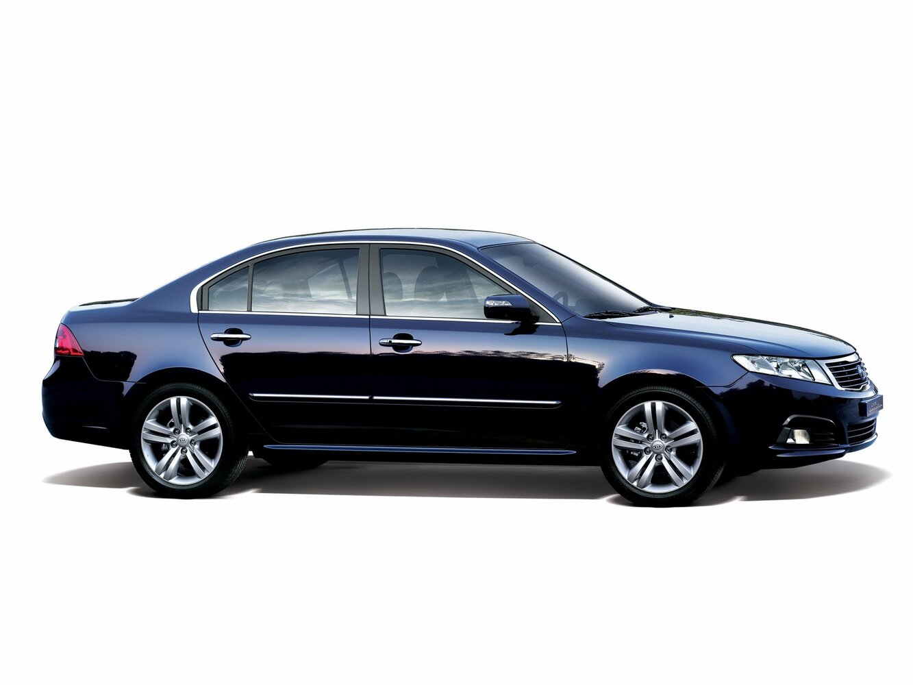 Kia Lotze, MG Innovation, 2008–2010, Седан: Вид сбоку