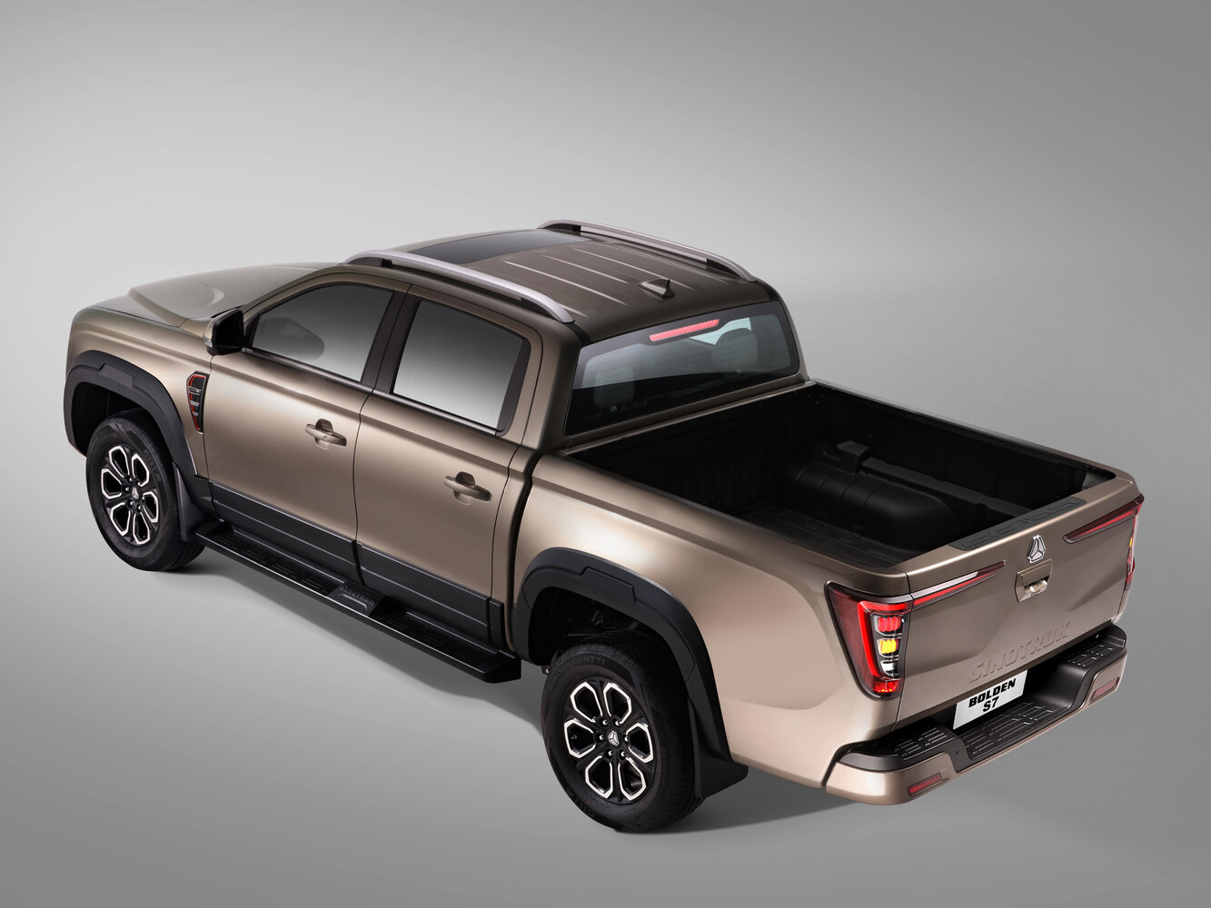 VGV Bolden, , 2024–2026, Pickup Двойная кабина S7: Rear three-quarter view