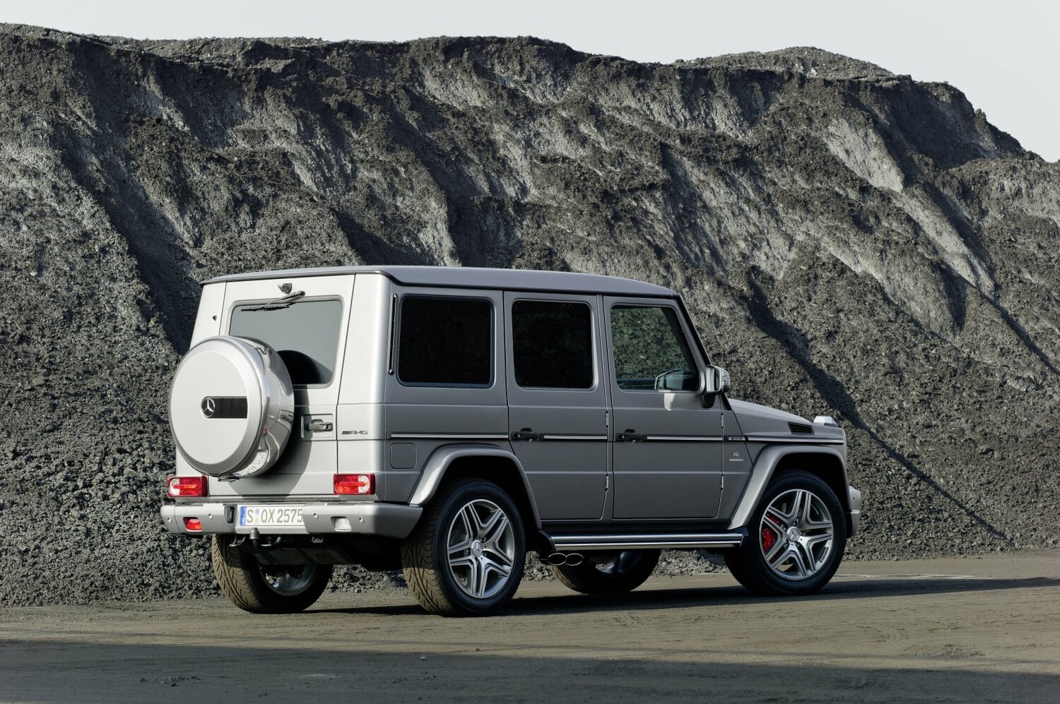 Mercedes-Benz G-Класс AMG, I (W463) Рестайлинг 2, 2012–2015, Внедорожник 5 дв.: Вид сзади в три четверти