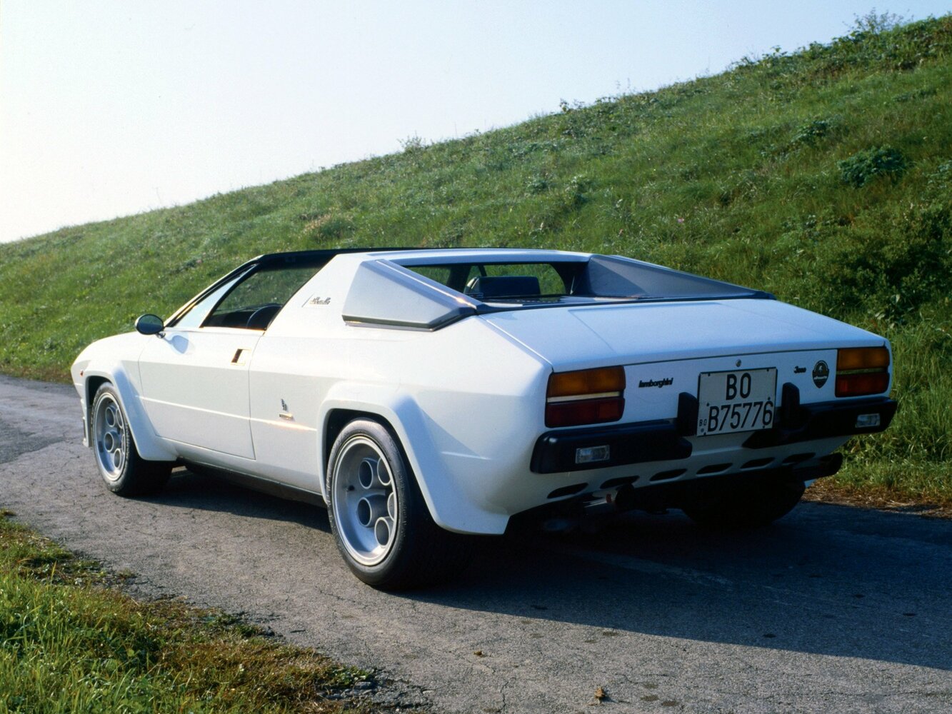 Lamborghini Silhouette, , 1976–1979, Тарга: Вид сзади в три четверти