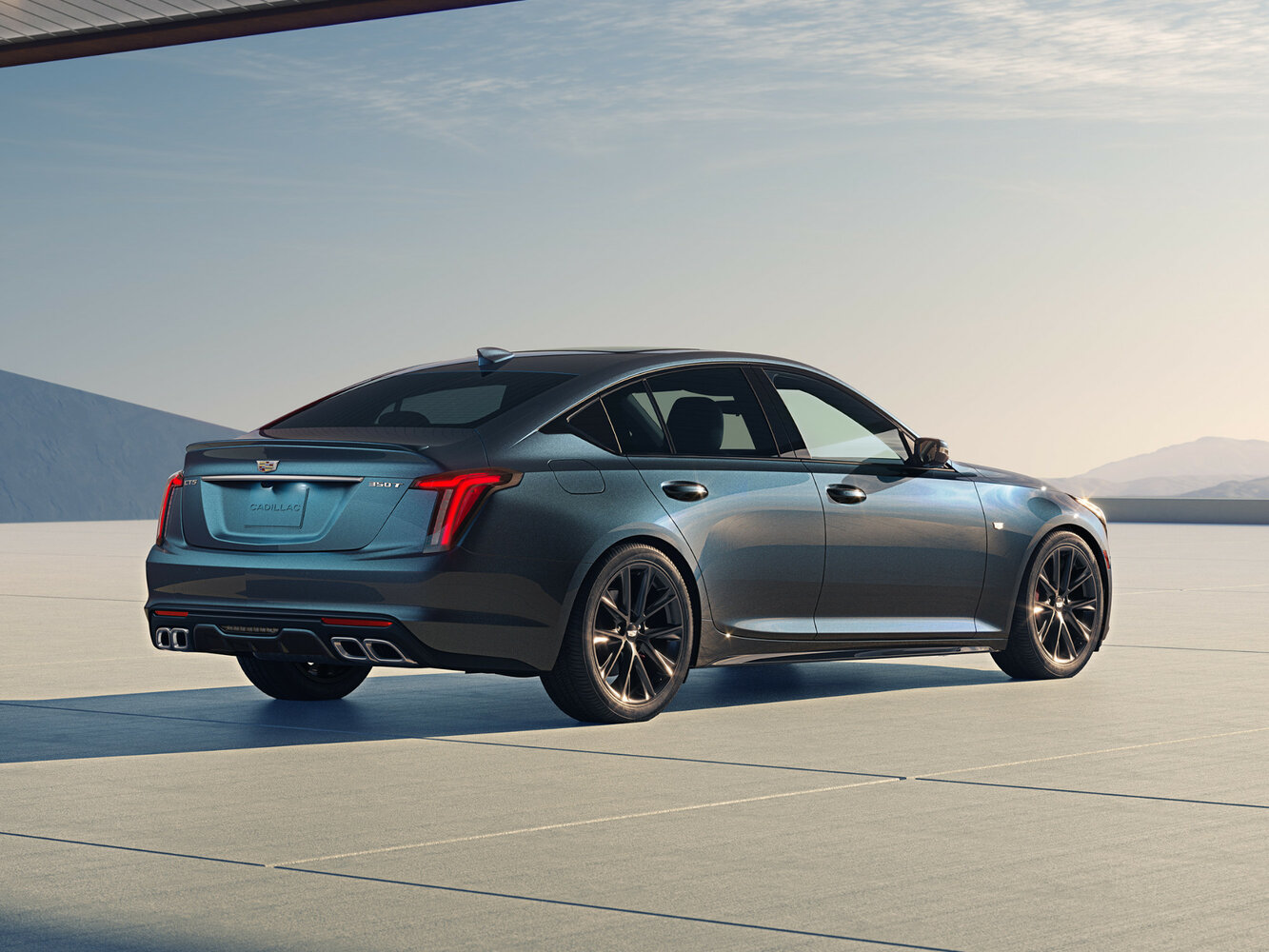 Cadillac CT5, I Рестайлинг, 2024–2026, Седан: Вид сзади в три четверти