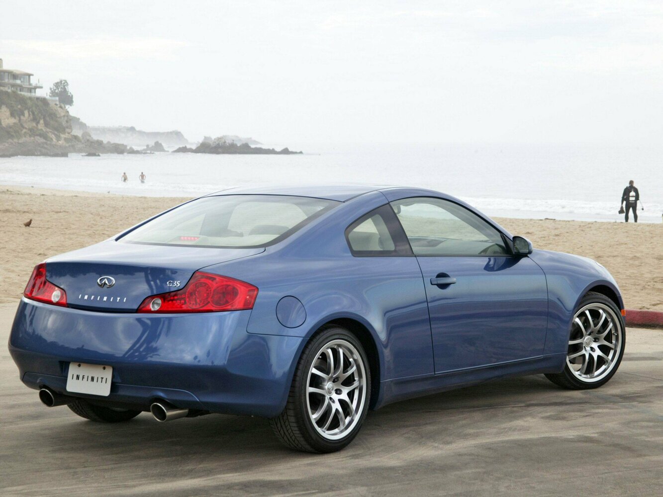 Infiniti G, III, 2002–2007, Купе: Вид сзади в три четверти