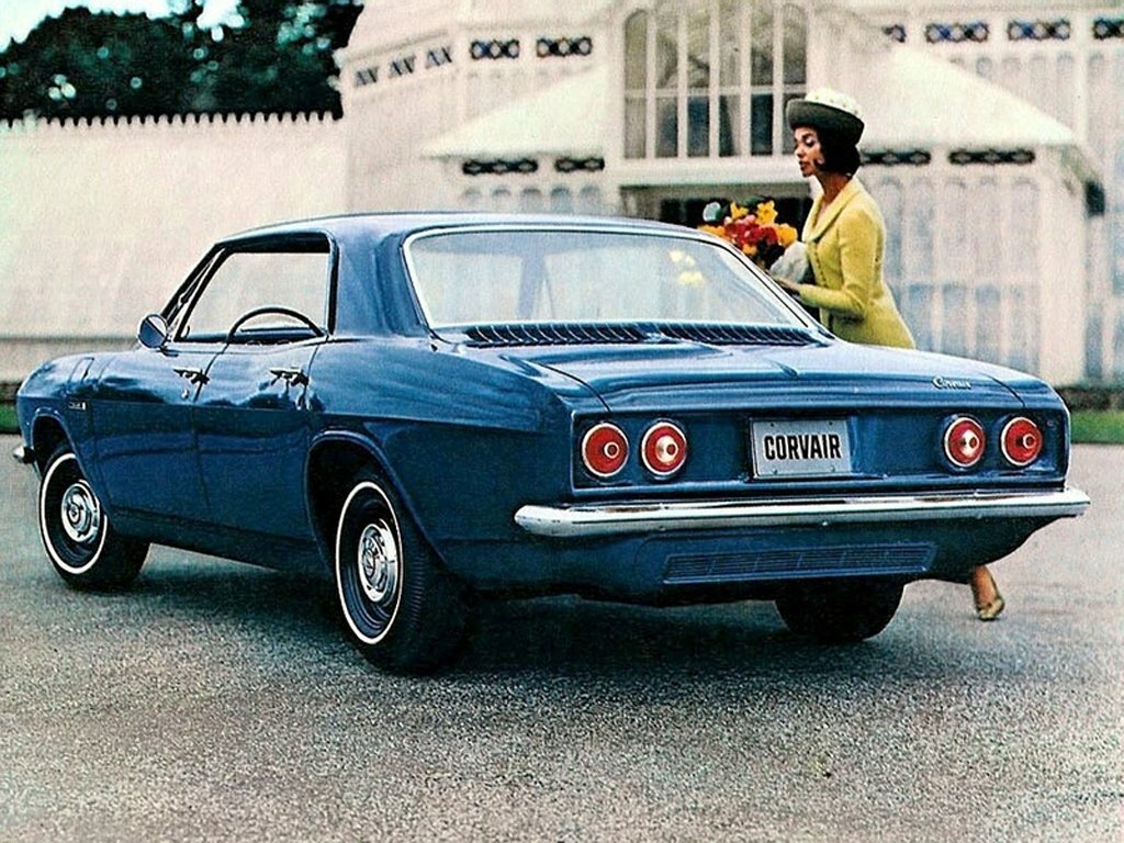 Chevrolet Corvair, II, 1965–1969, Sedan: Rear three-quarter view