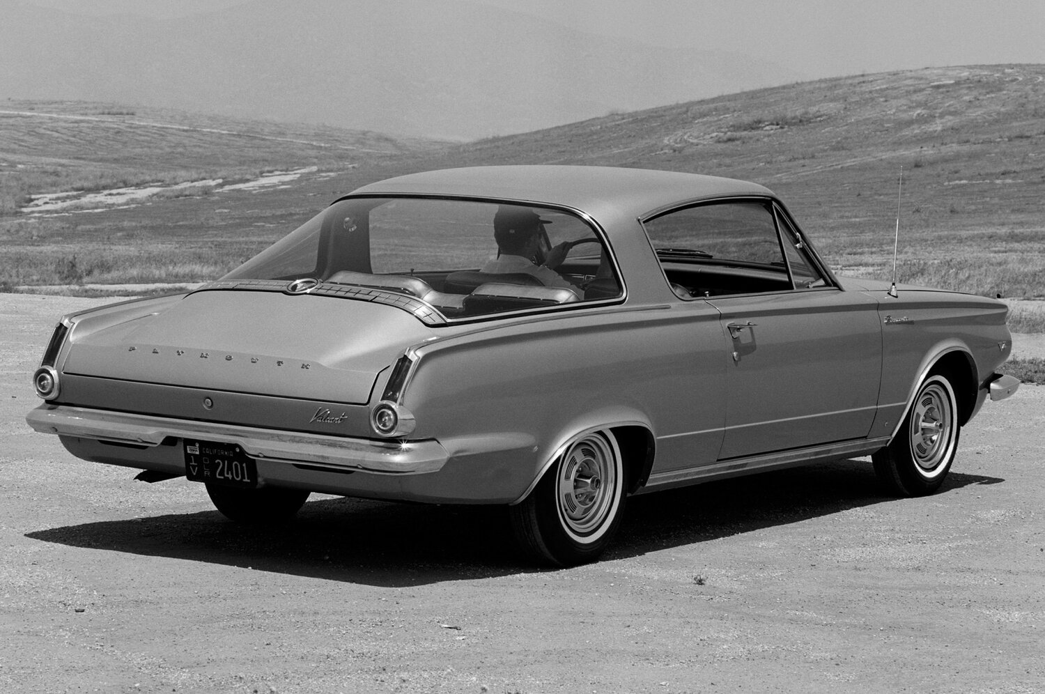 Plymouth Barracuda, , 1964–1974, Купе: Вид сзади в три четверти