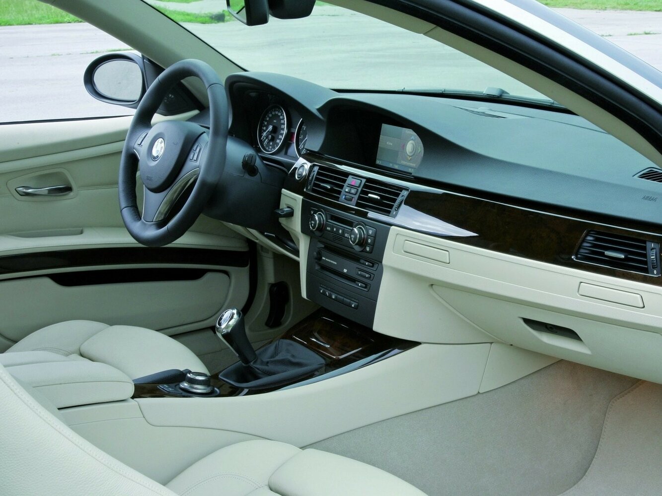 BMW 3 серии, V (E90/E91/E92/E93), 2004–2010, Купе: Передняя часть салона