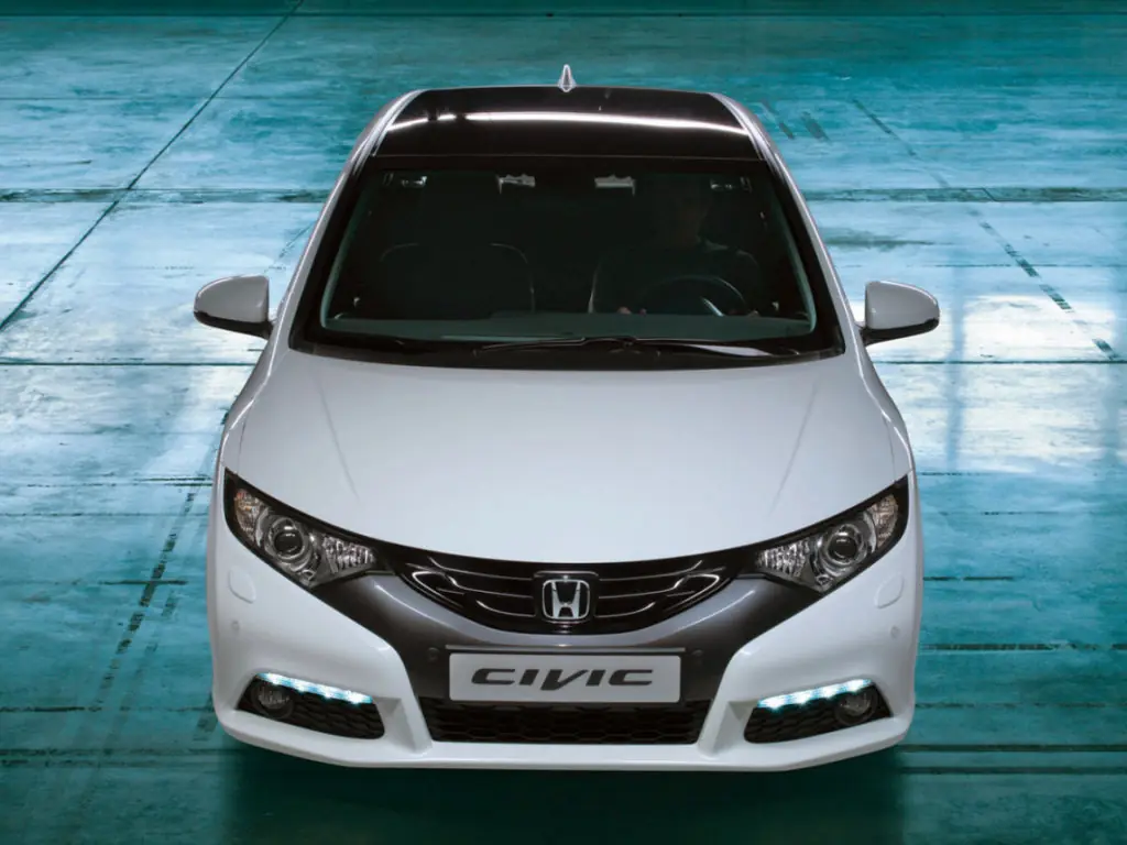 Honda Civic, 9 поколение, FK, Хэтчбек 5 дв., Россия, 04.2012 - 03.2015: фото поколения 4