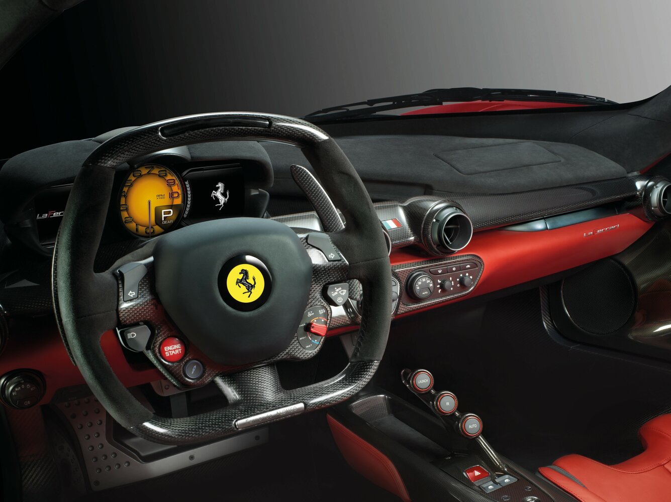 Ferrari LaFerrari, , 2013–2017, Купе: Передняя панель