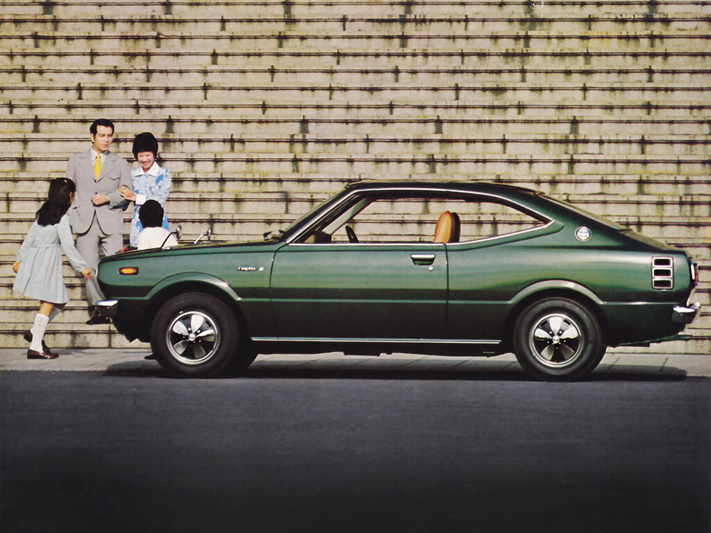 Toyota Corolla, 3 поколение, E30, Купе, Япония, 04.1974 - 12.1976: фото поколения 3