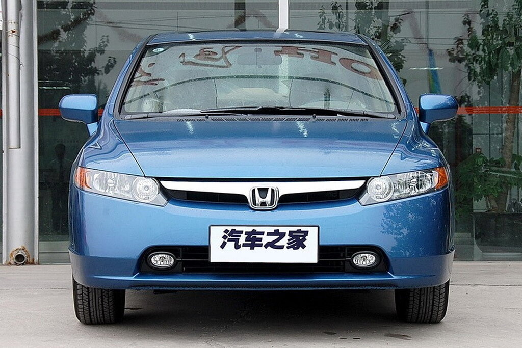 Honda Civic, 8 поколение, Седан, Китай, 09.2005 - 05.2009: фото поколения 2