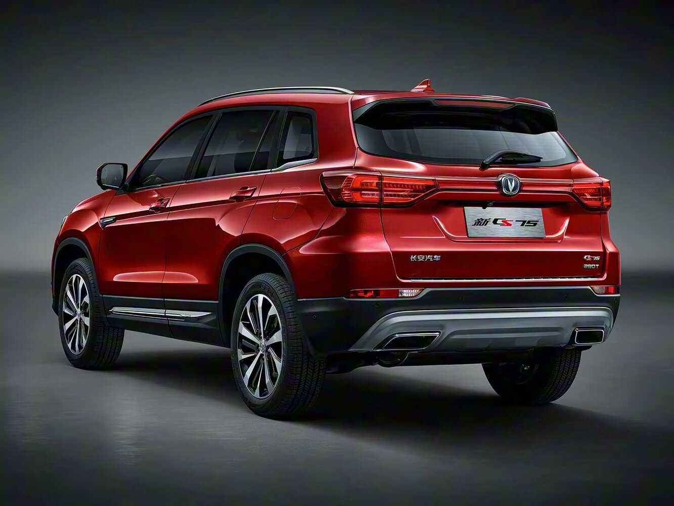 Changan CS75 Pro, , 2025–2026, Внедорожник 5 дв.: Вид сзади в три четверти