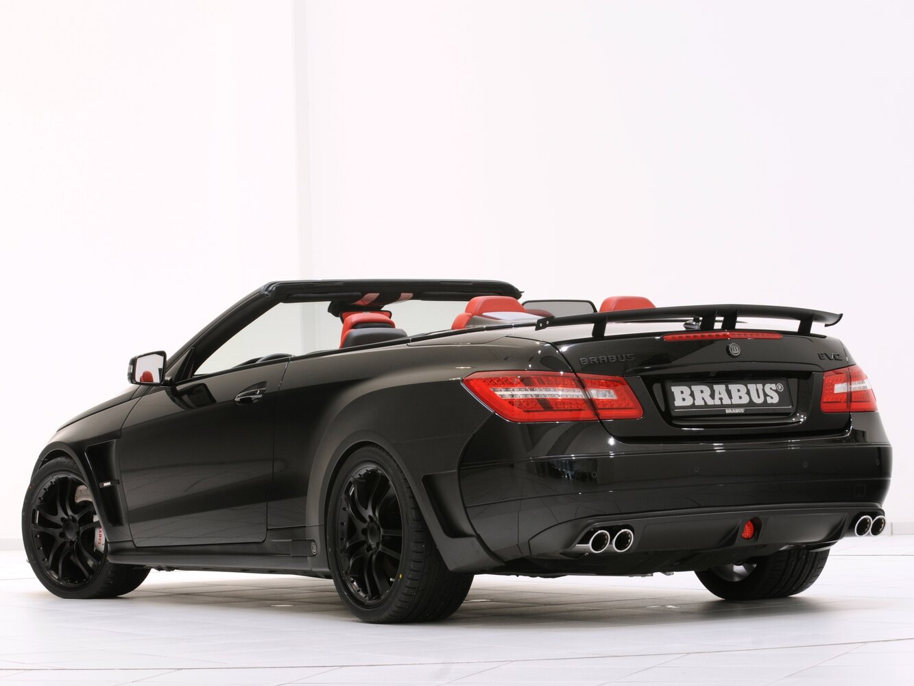 Brabus E V12, W212, C207, A207, 2009–2013, Кабриолет: Вид сзади в три четверти
