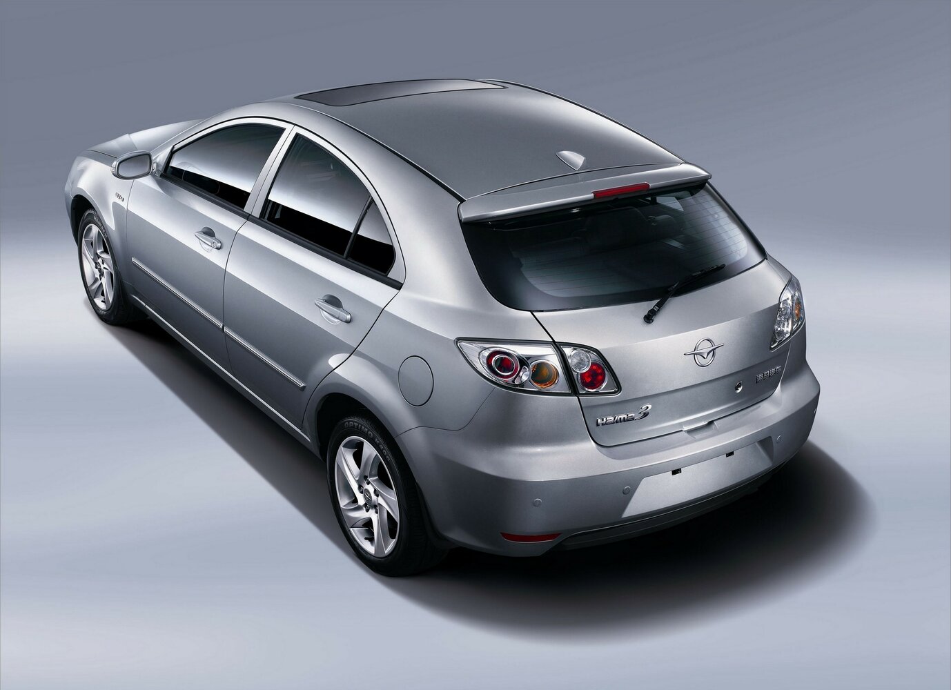 Haima 3, , 2010–2014, Хэтчбек 5 дв.: Вид сзади в три четверти