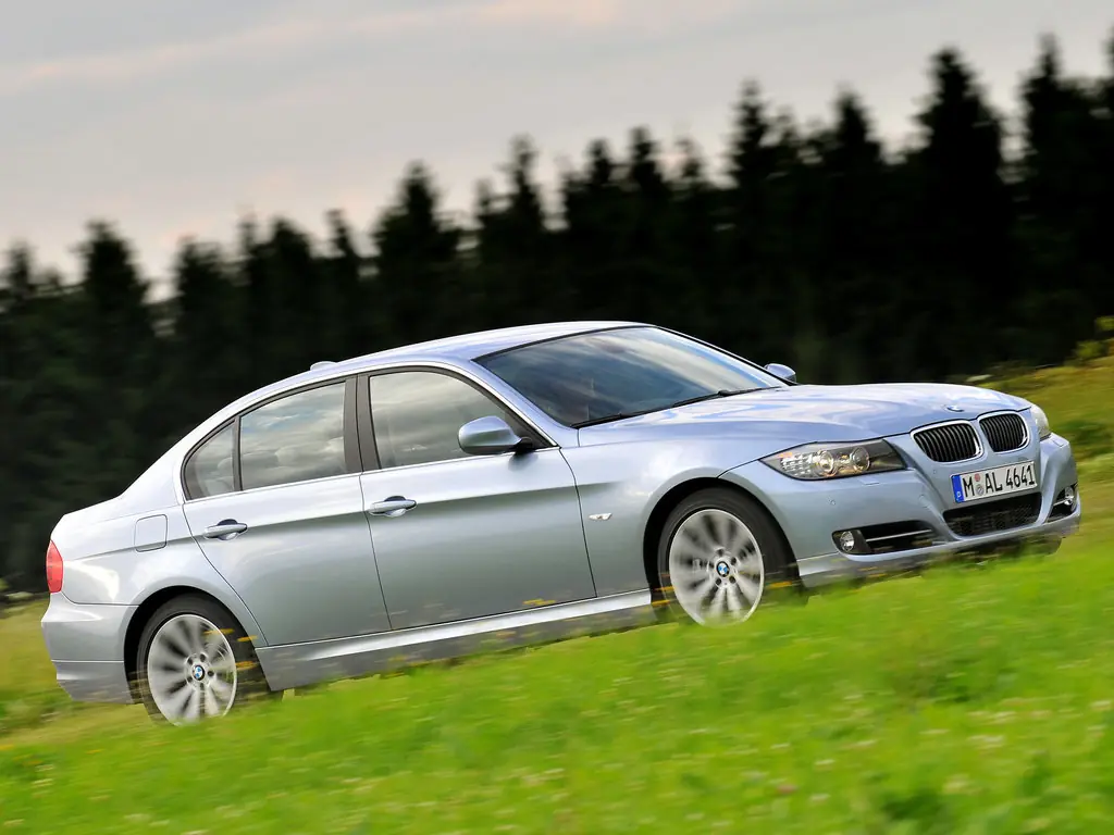 BMW 3-series, 5 поколение, E90, рестайлинг, Седан, Россия, 09.2008 - 01.2012: фото поколения 8