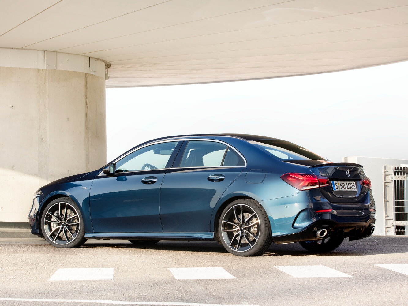 Mercedes-Benz A-Класс AMG, II (W177), 2019–2022, Седан: Вид сзади в три четверти
