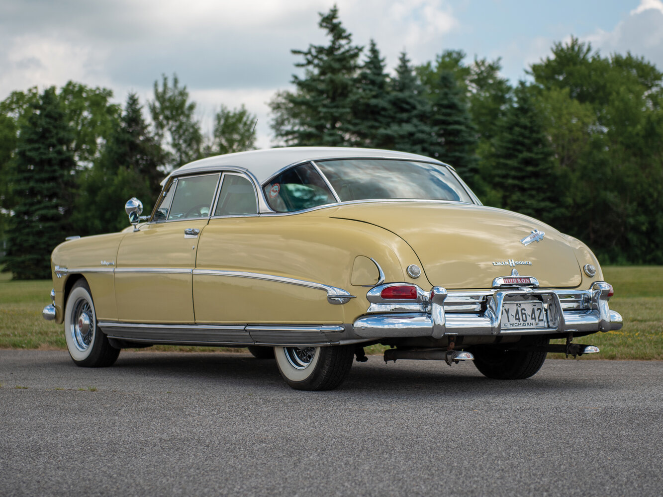 Hudson Hornet, I, 1950–1954, Купе-хардтоп: Вид сзади в три четверти