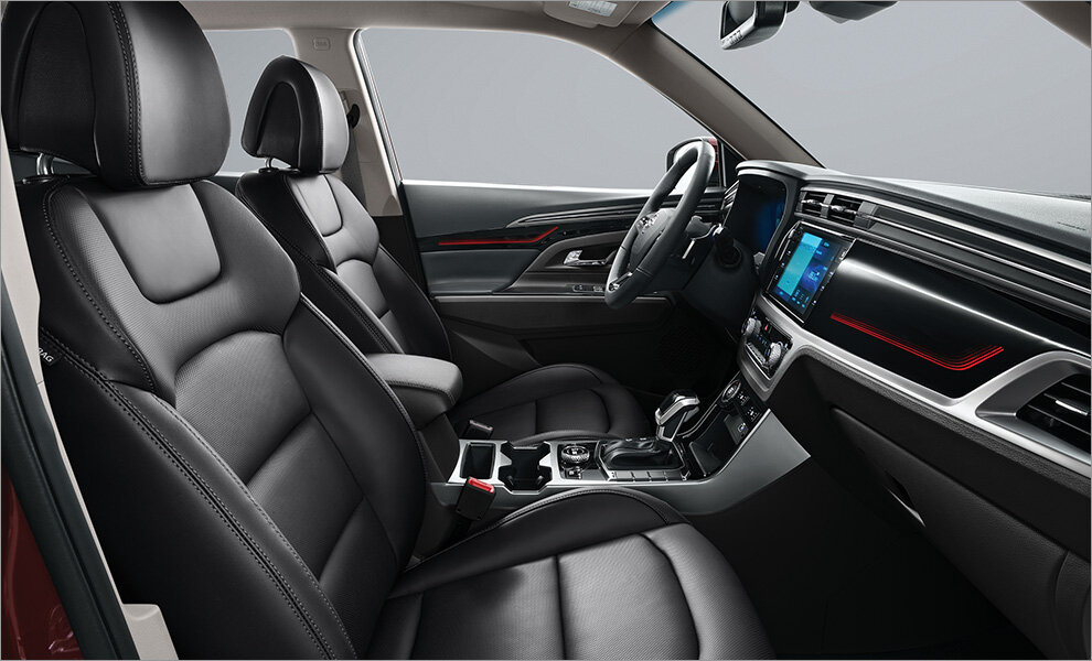 KGM Korando, , 2023–2026, SUV 5 door: Front cabin