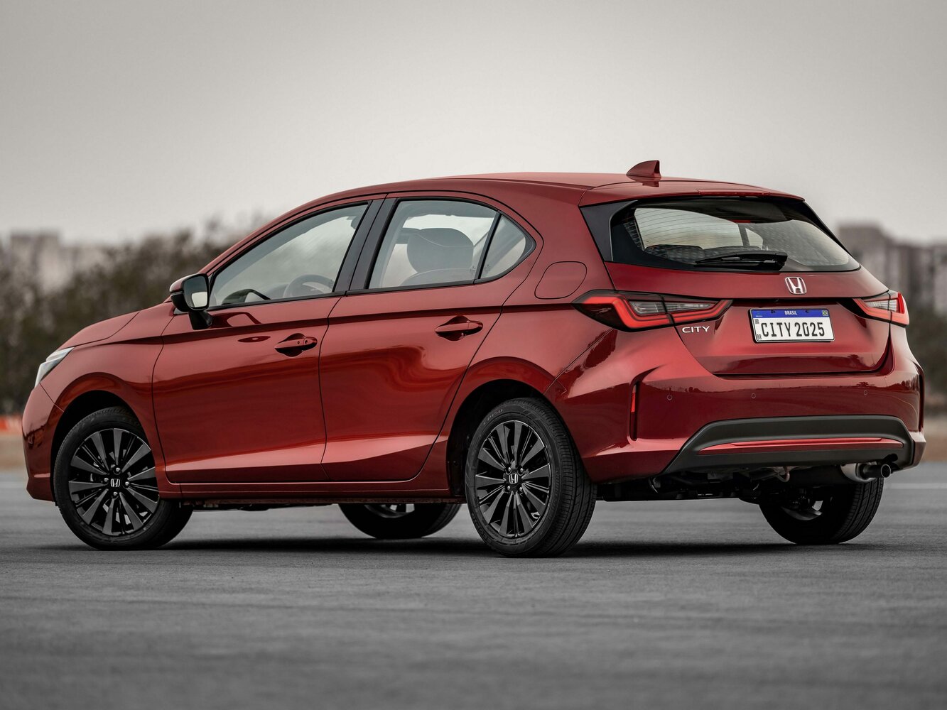 Honda City, Vll facelift, 2024–2026, Hatchback 5 door: Rear three-quarter view