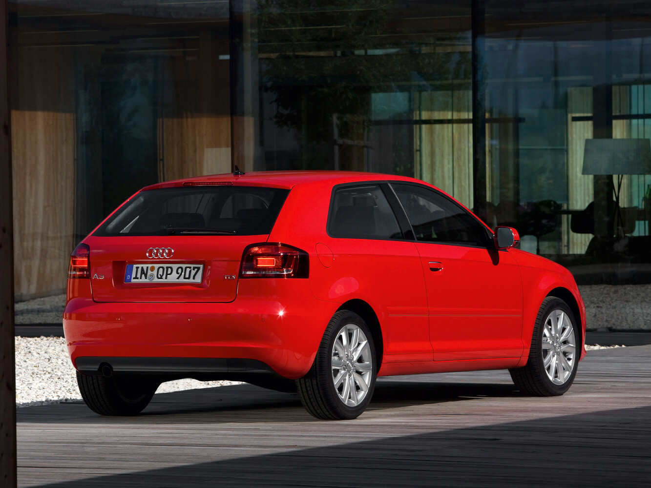Audi A3, II (8P) Рестайлинг 2, 2008–2013, Хэтчбек 3 дв.: Вид сзади в три четверти