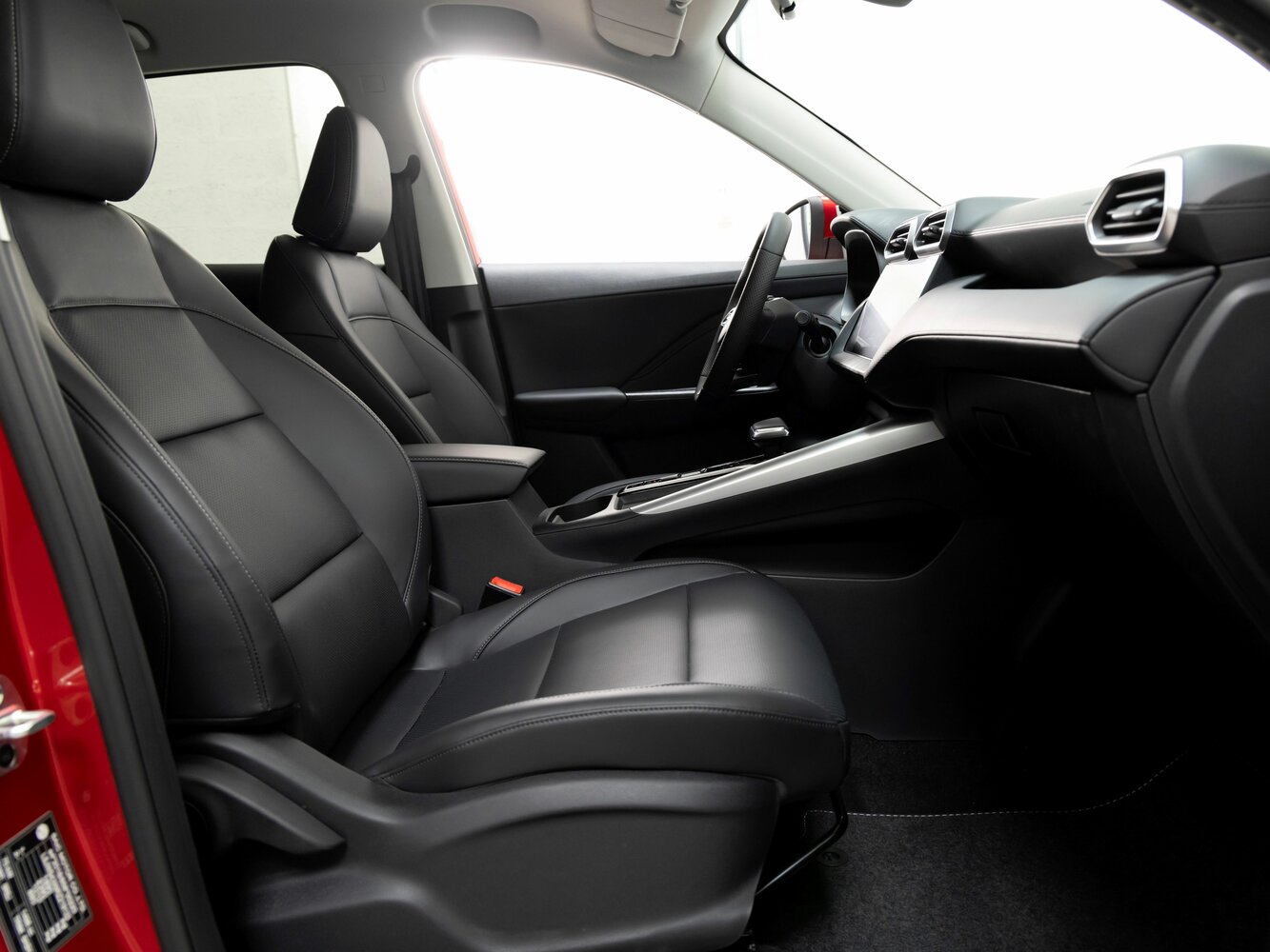 MG ZS, III, 2024–2026, SUV 5 door: Front cabin
