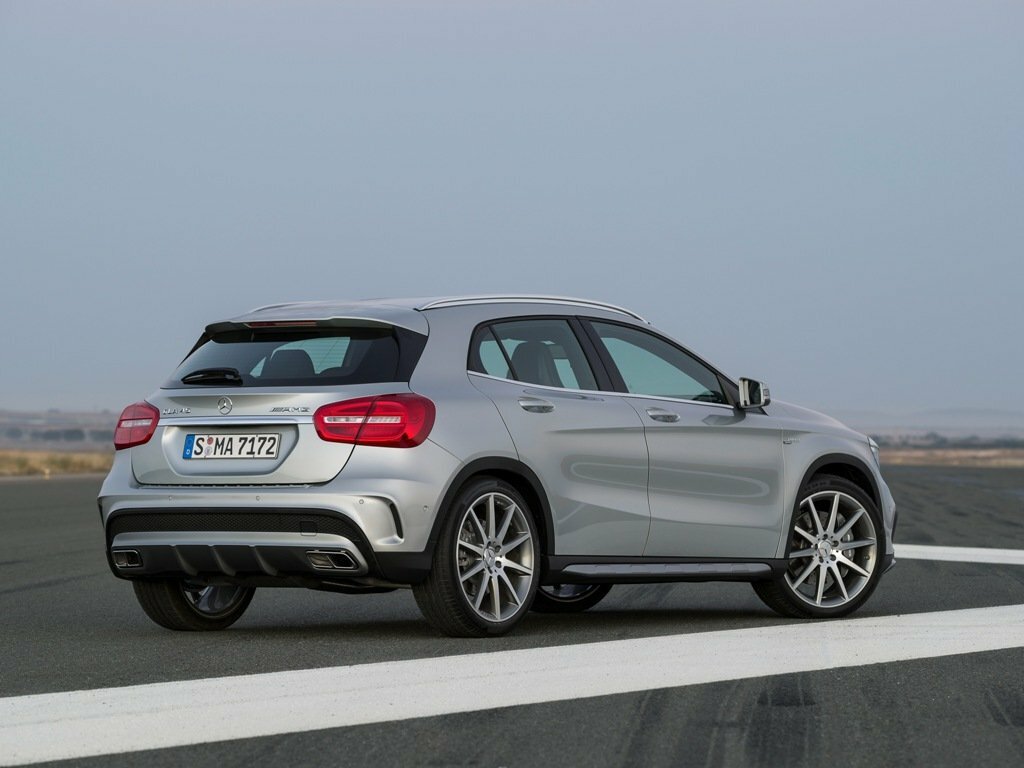 Mercedes-Benz GLA AMG, I (X156), 2014–2017, SUV 5 door: Rear three-quarter view