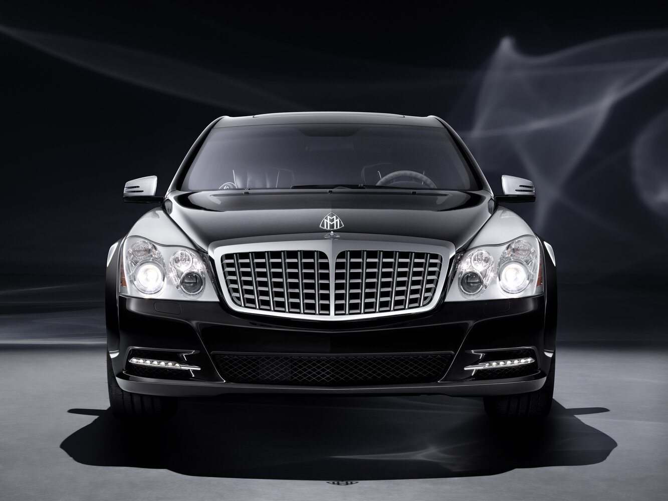 Maybach 57, I Рестайлинг, 2010–2013, Седан: Вид сзади