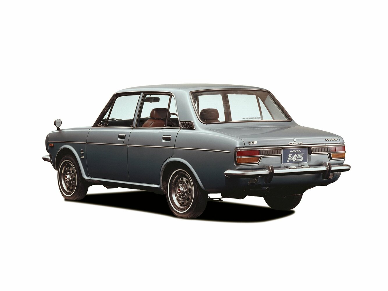 Honda 145, I, 1972–1974, Sedan: Rear three-quarter view