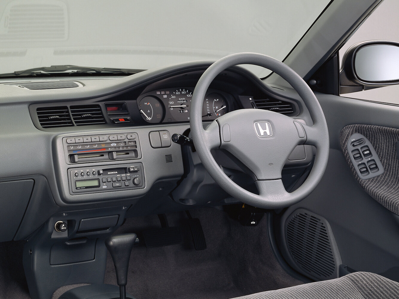 Honda Civic, V, 1991–1997, Sedan: Front cabin