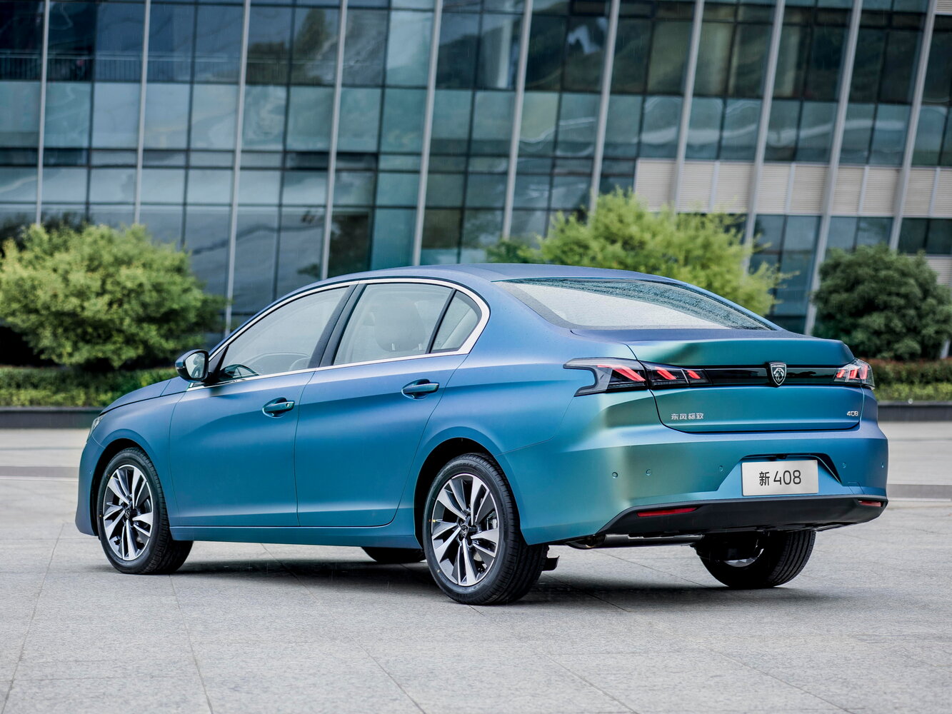 Peugeot 408, II Рестайлинг 2, 2022–2026, Седан: Вид сзади в три четверти