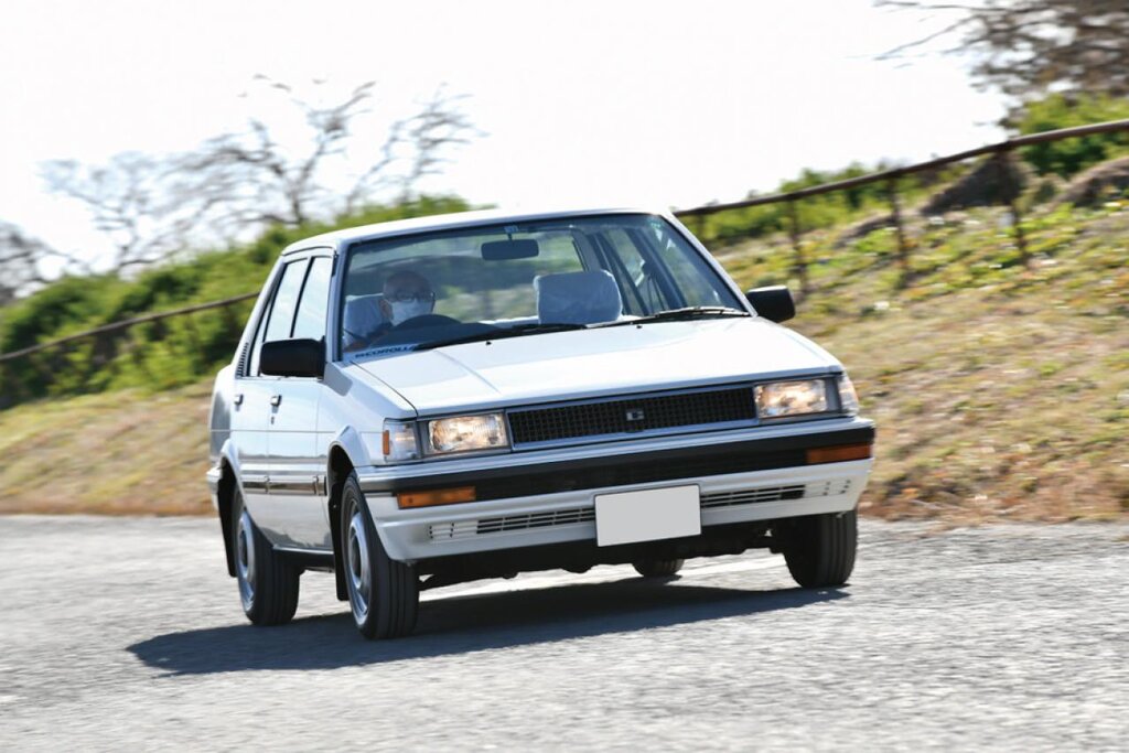 Toyota Corolla, 5 поколение, E80, рестайлинг, Седан, Япония, 05.1985 - 04.1987: фото поколения 3