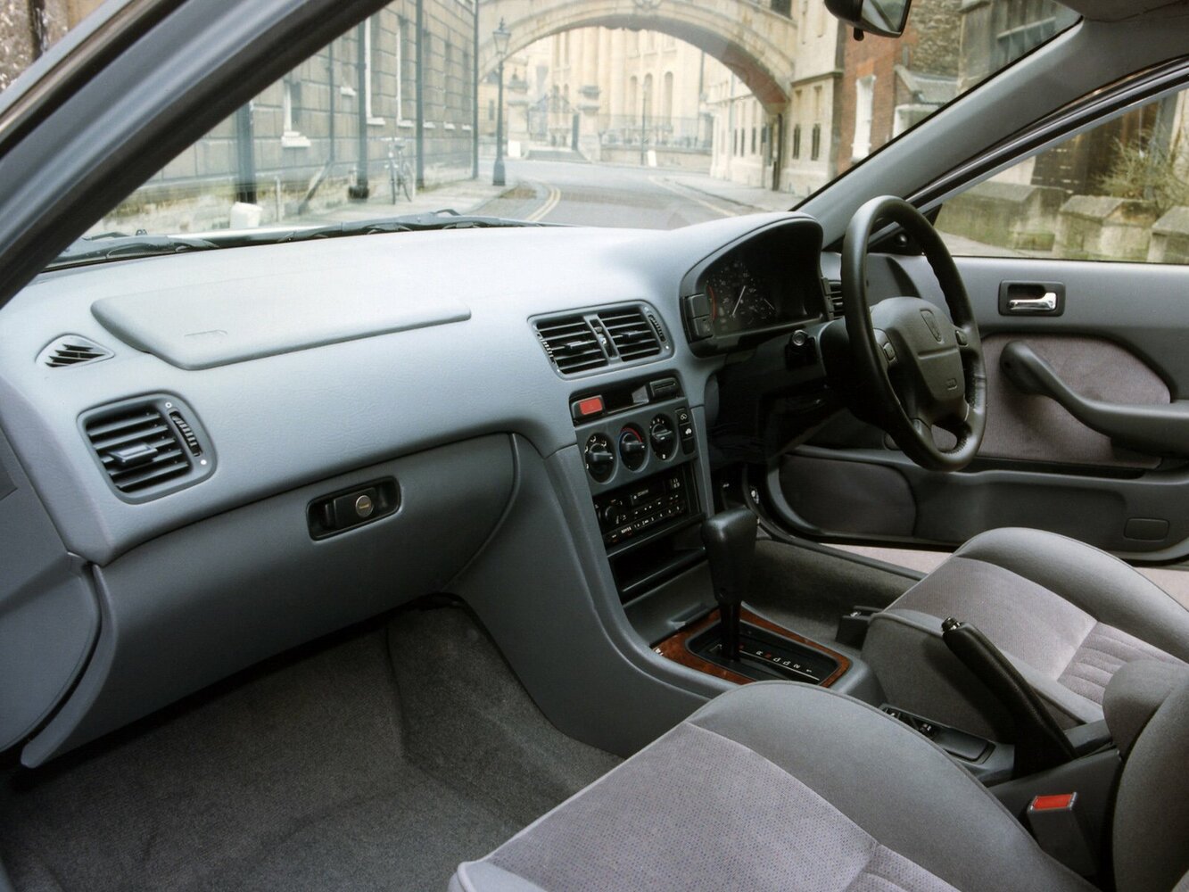 Rover 600, , 1993–1999, Седан: Передняя часть салона