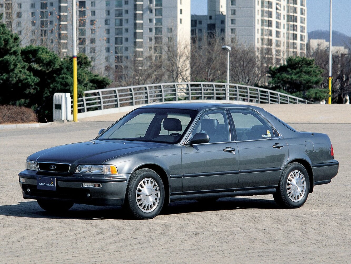 Daewoo Arcadia, , 1994–1999, Седан: Вид сбоку