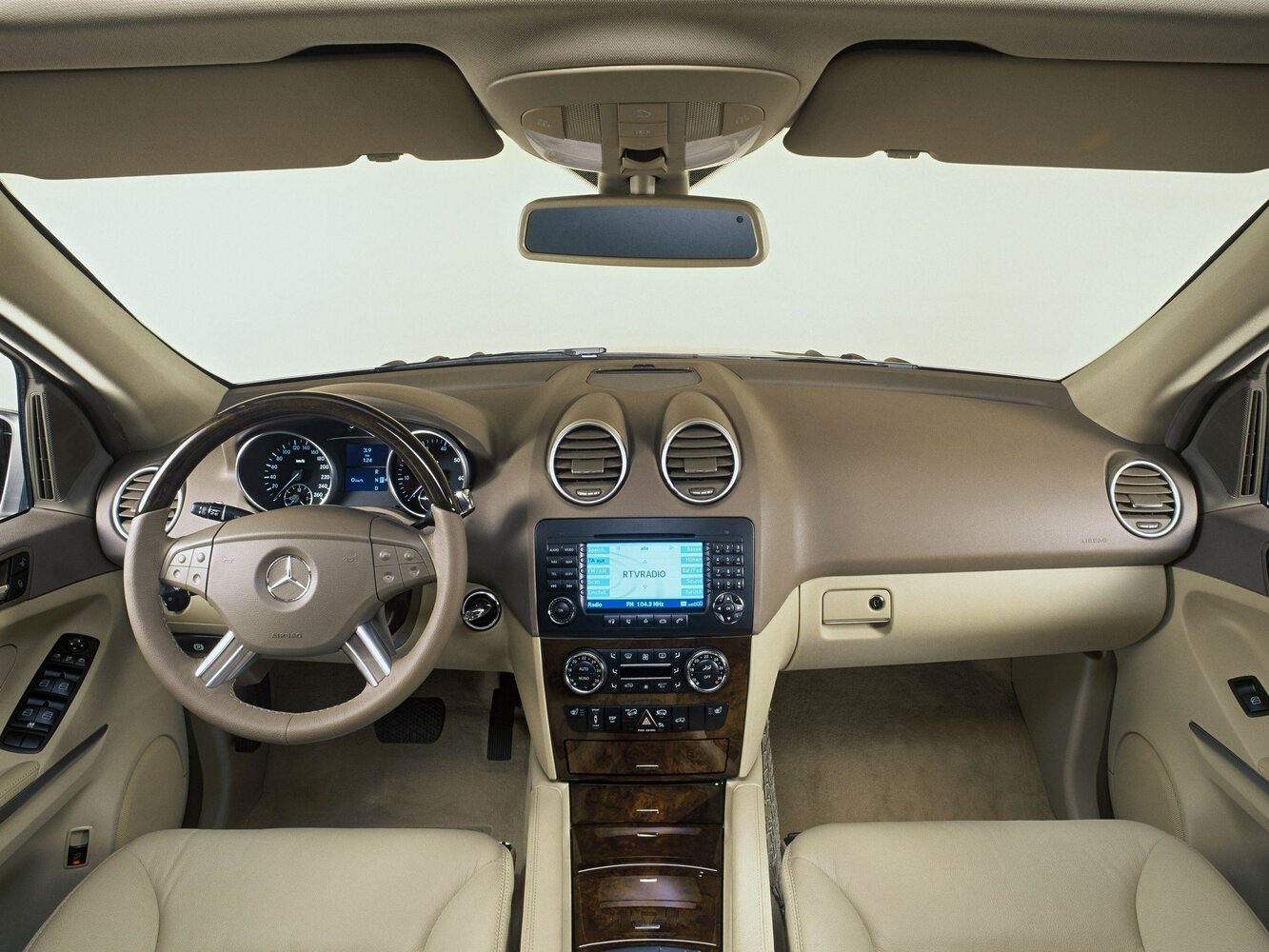 Mercedes-Benz M-Класс, II (W164), 2005–2008, Внедорожник 5 дв.: Передняя панель