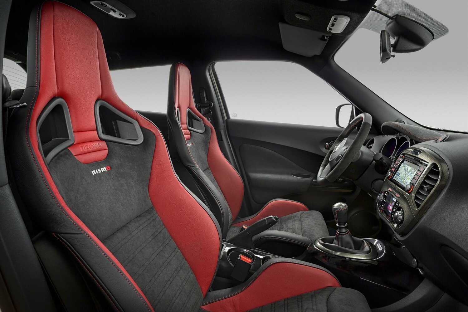 Nissan Juke Nismo, I facelift, 2014–2019, SUV 5 door RS: Front cabin