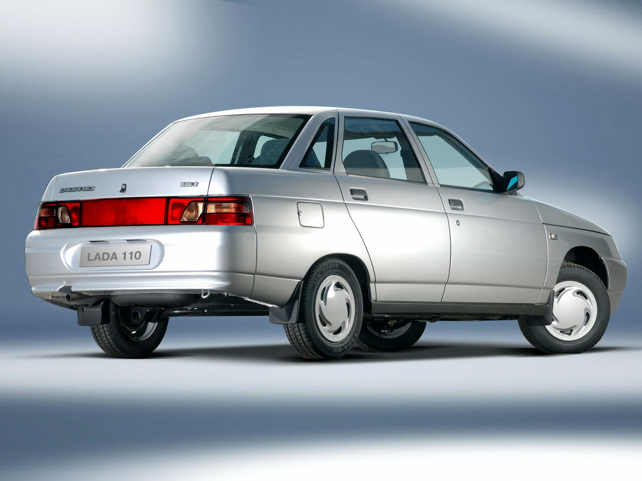 Lada (ВАЗ) 2110, , 1995–2014, Седан: Вид сзади в три четверти