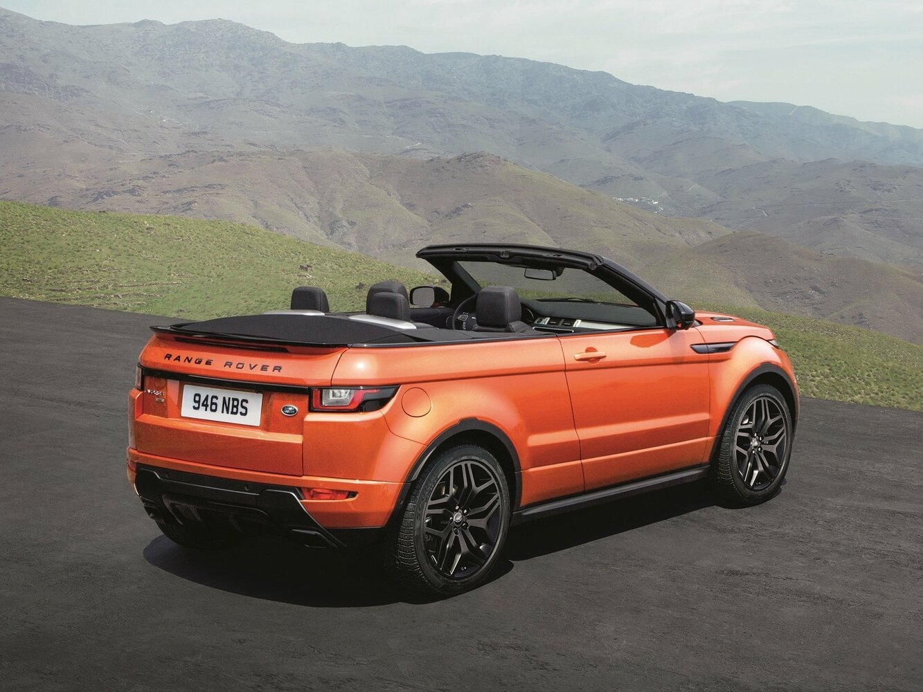 Land Rover Range Rover Evoque, I facelift, 2015–2018, Convertible: Rear three-quarter view