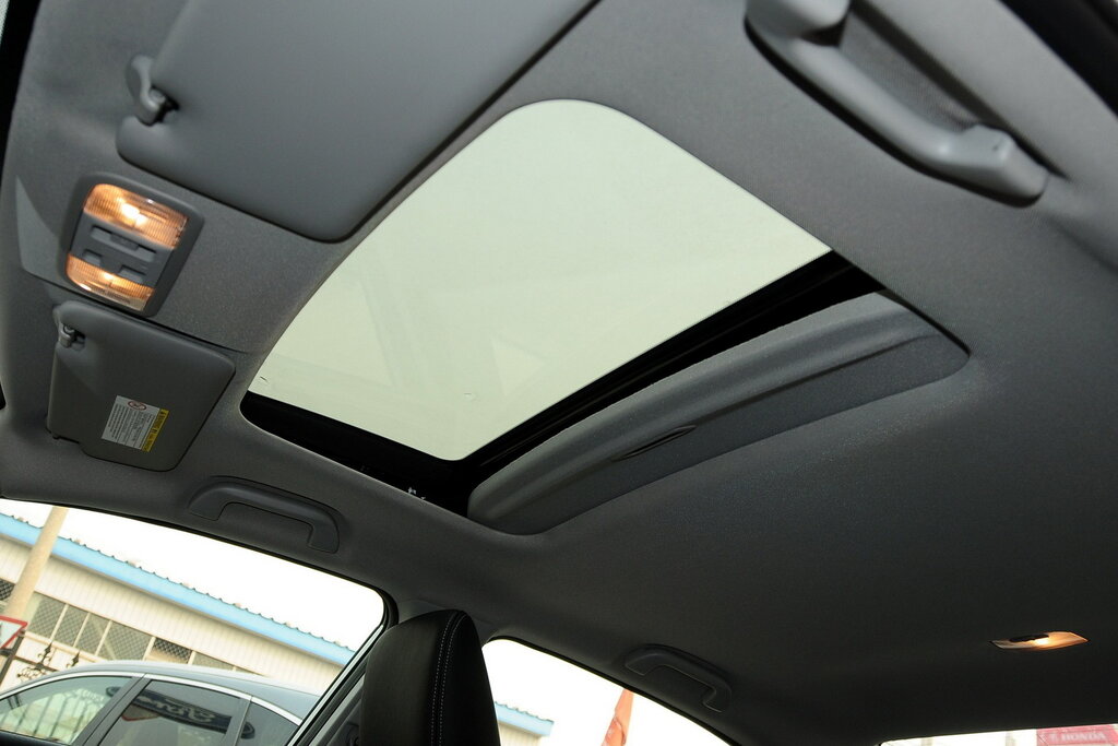 Honda Civic, 9 поколение, Седан, Китай, 01.2011 - 05.2014: фото поколения 12