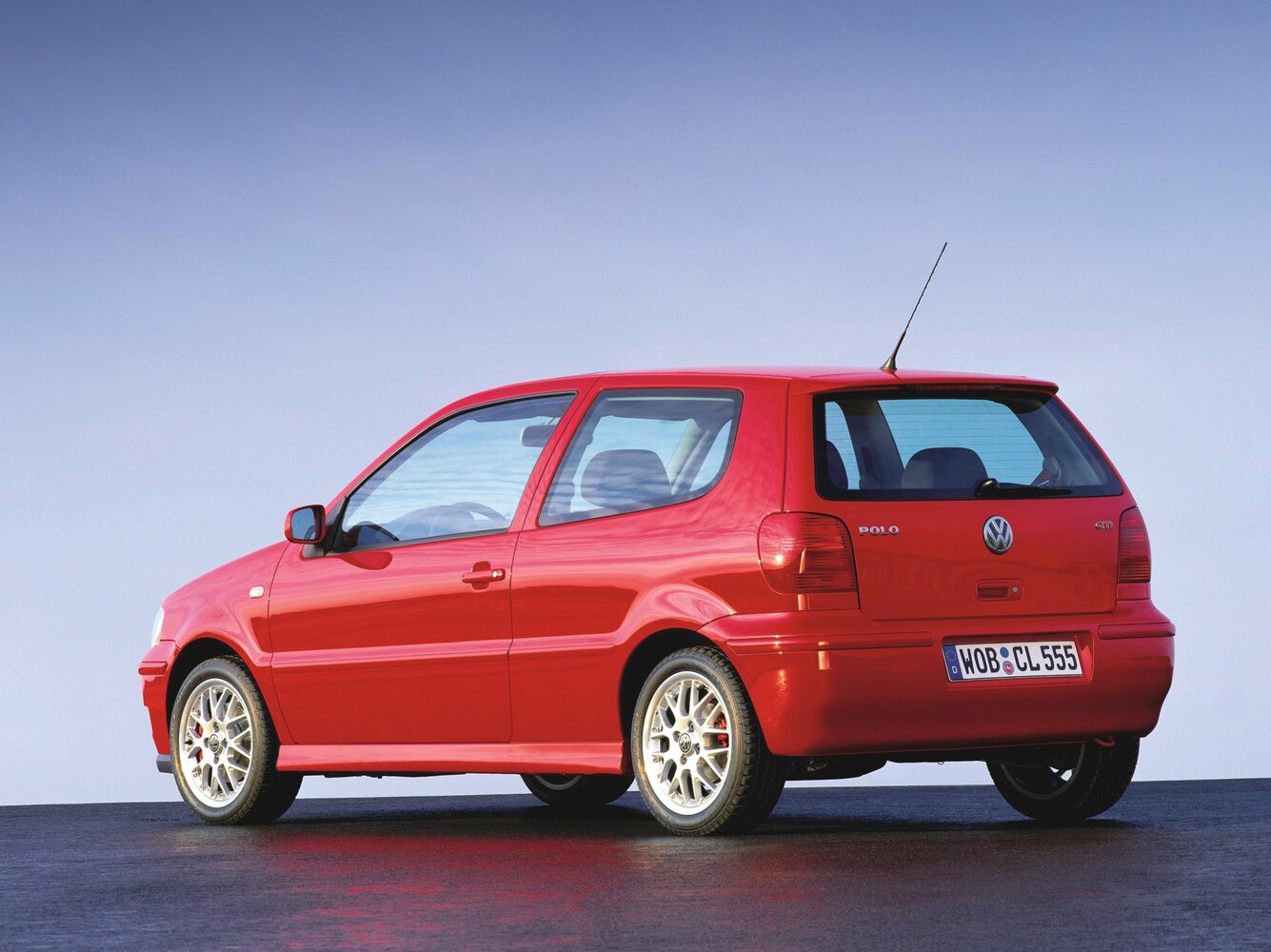 Volkswagen Polo GTI, III Рестайлинг, 1999–2001, Хэтчбек 3 дв.: Вид сзади в три четверти