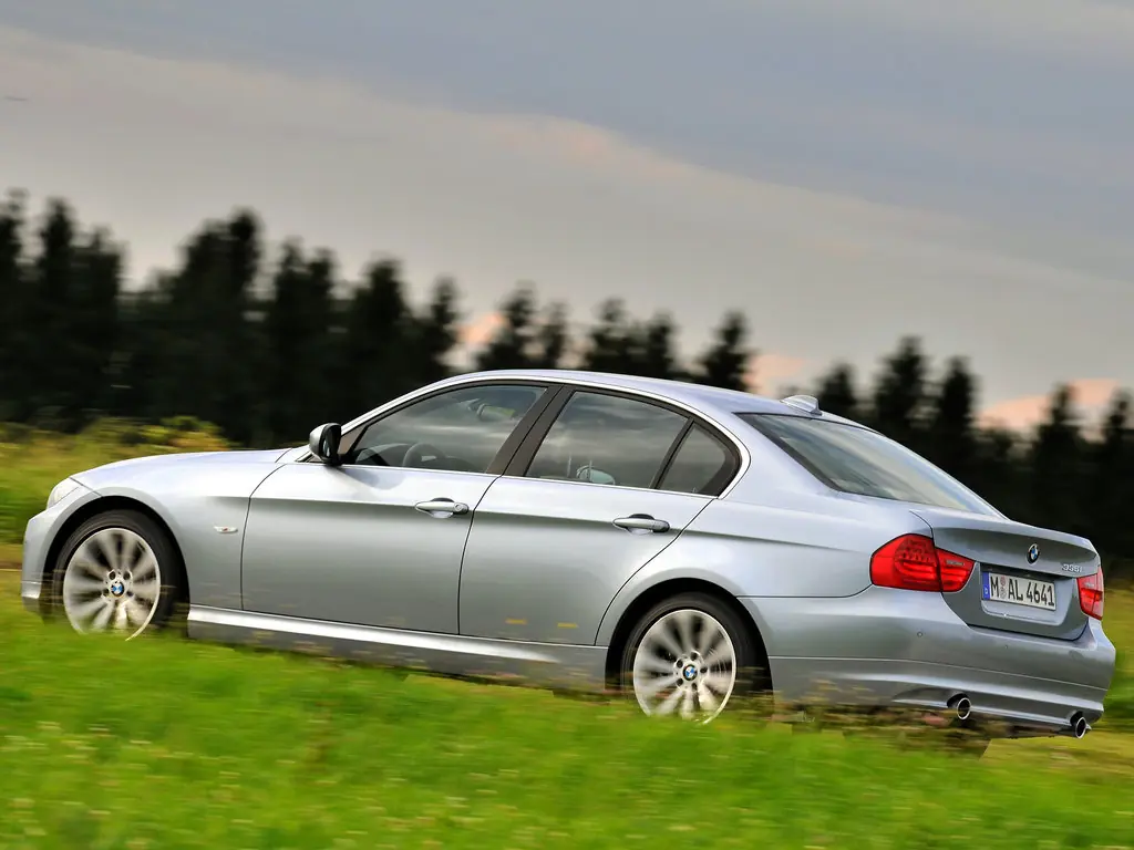 BMW 3-series, 5 поколение, E90, рестайлинг, Седан, Россия, 09.2008 - 01.2012: фото поколения 9