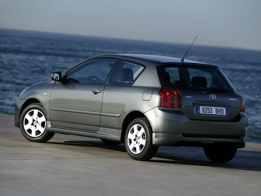 Toyota Corolla, 9 поколение, E120, рестайлинг, Хэтчбек 3 дв., Европа, 05.2004 - 02.2007: фото поколения 5