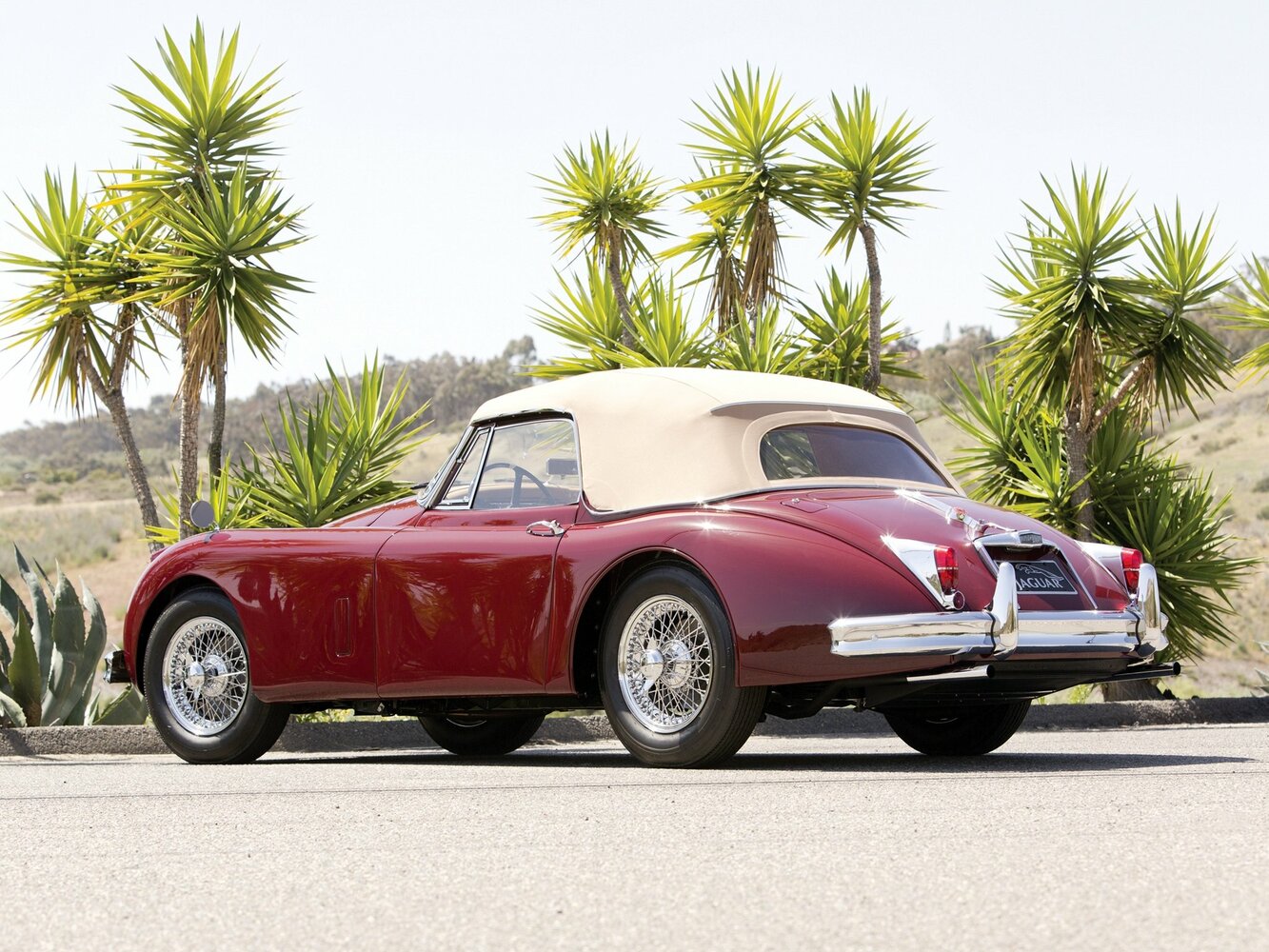 Jaguar XK, XK150, 1957–1961, Кабриолет: Вид сзади в три четверти