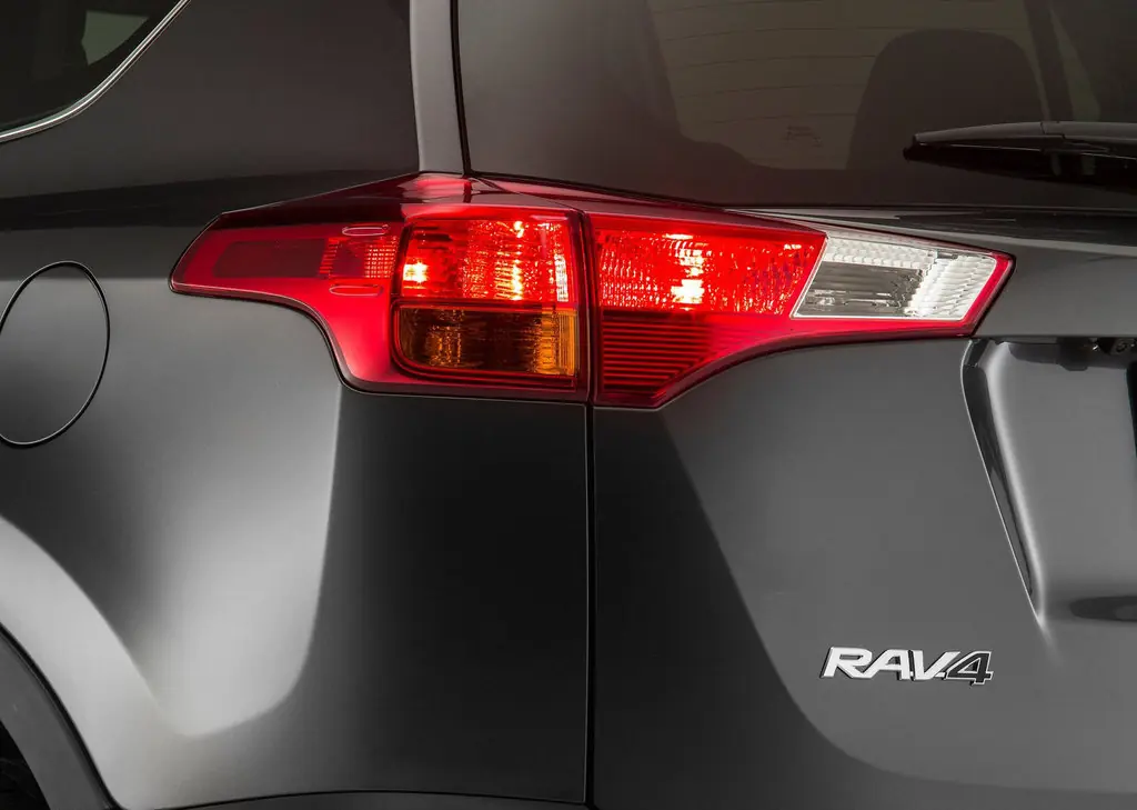 Toyota Rav4, 4 поколение, XA40, Джип/suv 5 дв., США, 11.2012 - 10.2015: фото поколения 27