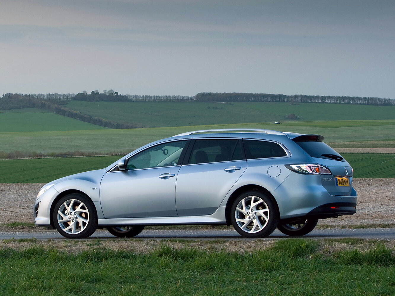 Mazda 6, II (GH) facelift, 2009–2013, Estate 5 door: Rear three-quarter view