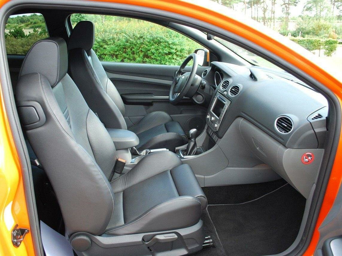 Ford Focus ST, II Рестайлинг, 2008–2011, Хэтчбек 5 дв.: Передняя часть салона