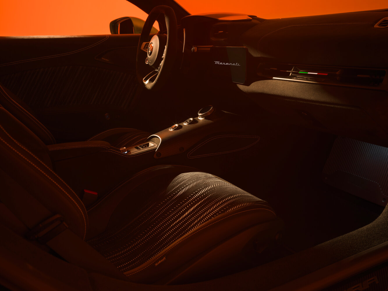 Maserati MCPura, , 2025–2026, Купе: Передняя часть салона