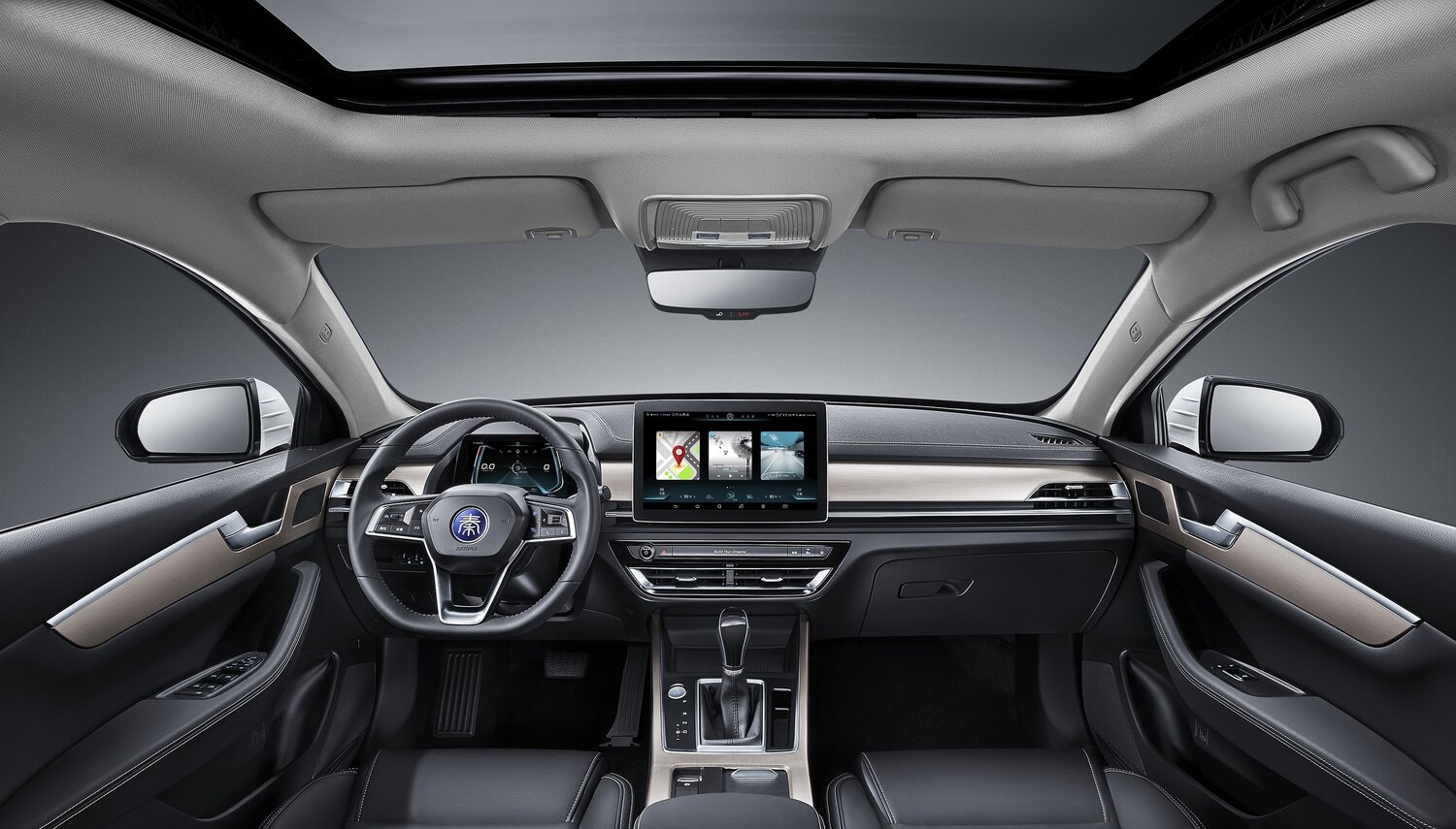 BYD Qin Pro, , 2018–2025, Седан: Передняя панель