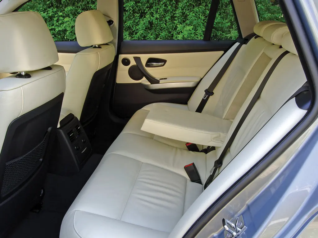 BMW 3-series, 5 поколение, E90, Универсал, Россия, 12.2004 - 08.2008: фото поколения 12